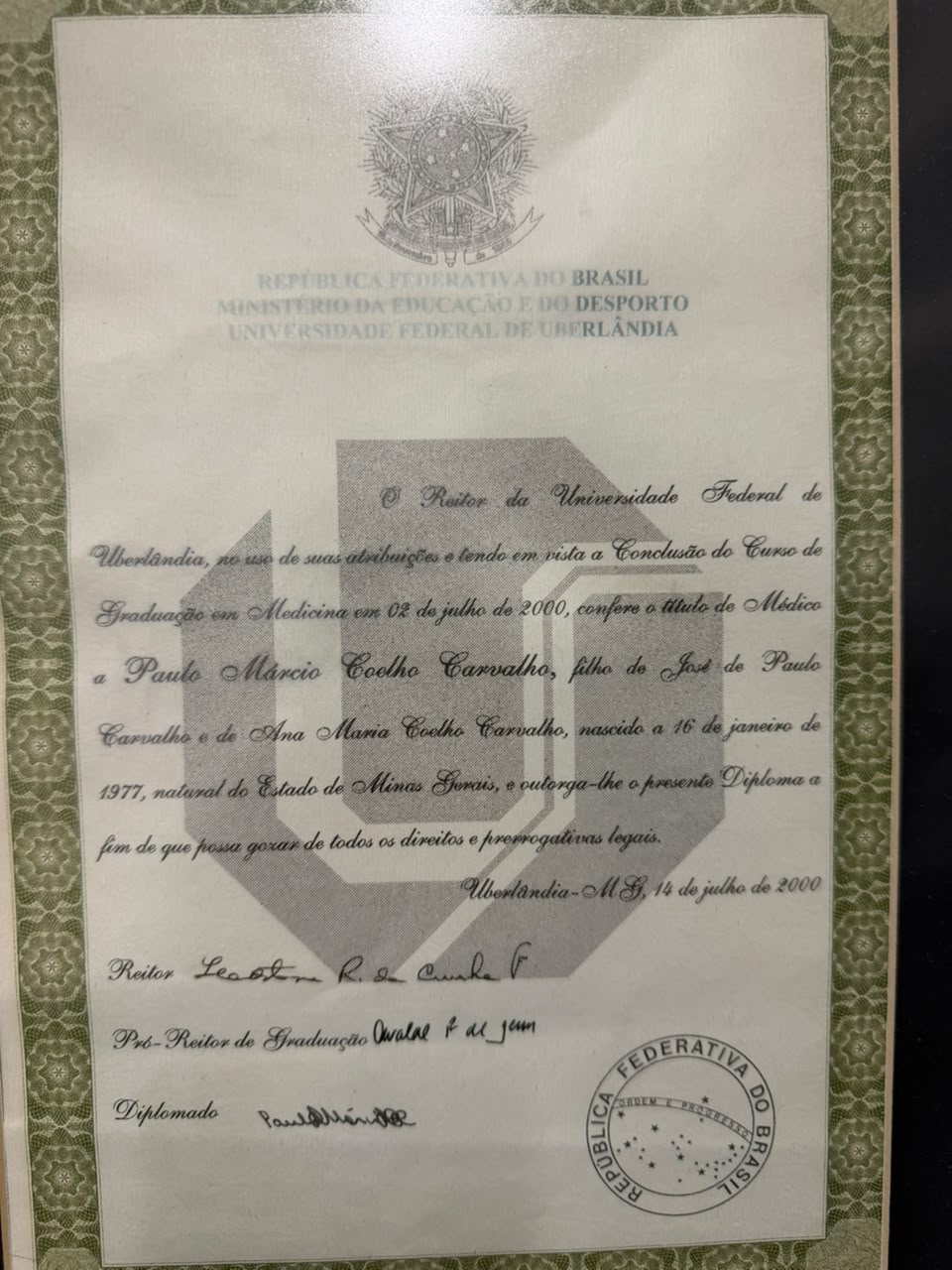 Diploma de Medicina da Universidade Federal de Uberlândia