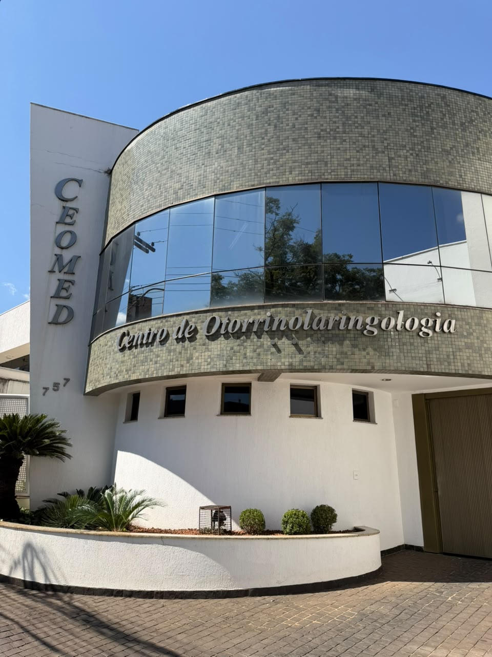 Fachada do CEOMED em Uberlândia
